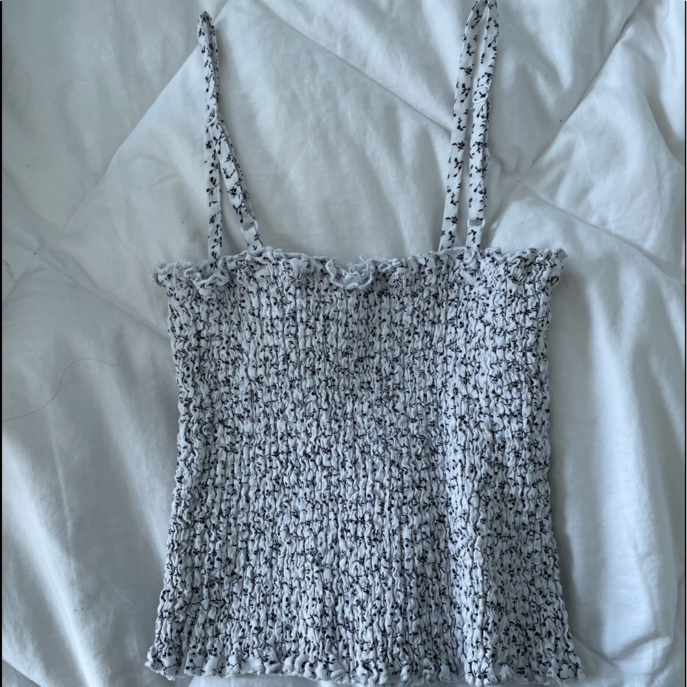 BRANDY MELVILLE TOP